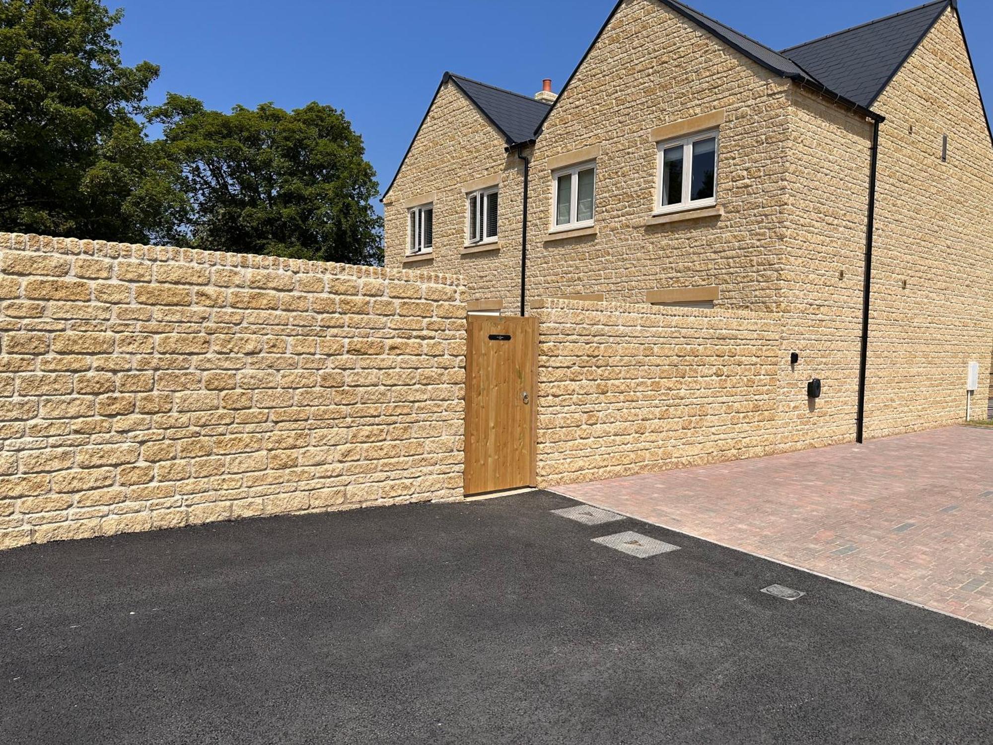 Fleming Cottage - Contemporary Cotswold Home Upper Rissington Exterior foto